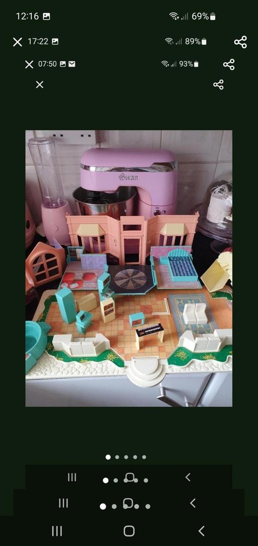  — vintage barbie light up dream house playset