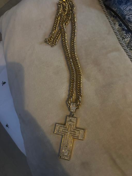  — Gold holy necklace