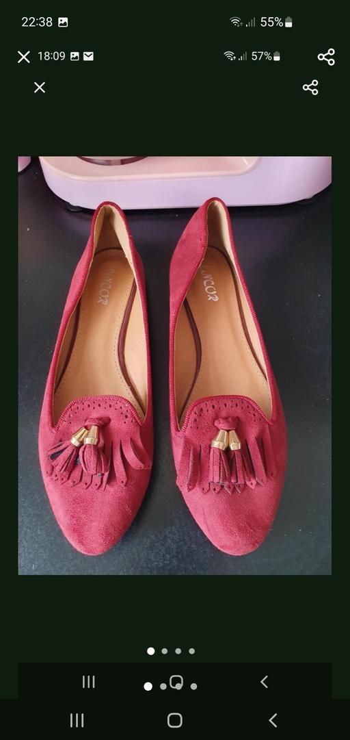 — ladies flat shoes