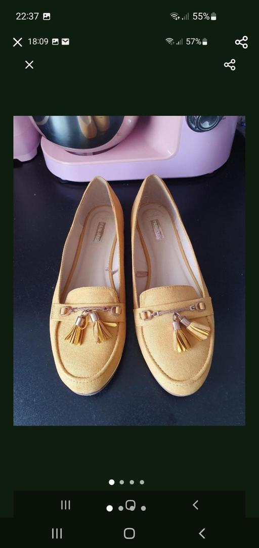  — ladies flat shoes