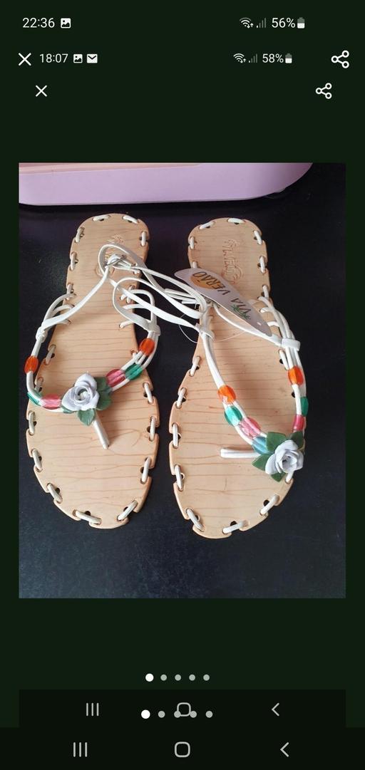  — ladies sandals NEW