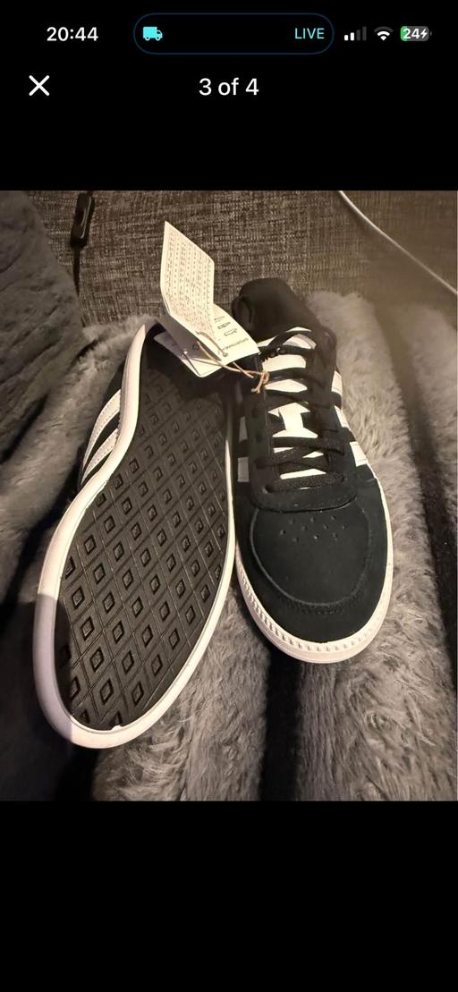 — Adidas Navy Trainers size 5