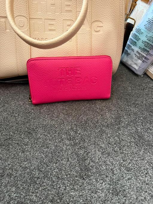  — tote bag and purse