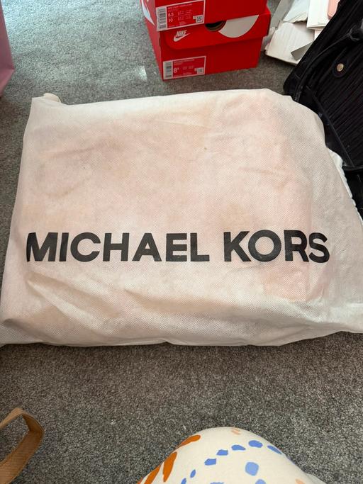  — brand new Michael kors blush pink large tote
