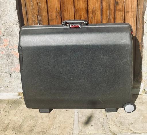  — Samsonite hard shell suitcase 73x23x60cm Grey