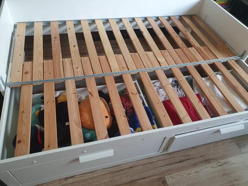  — DOUBEL BEDS IKEA