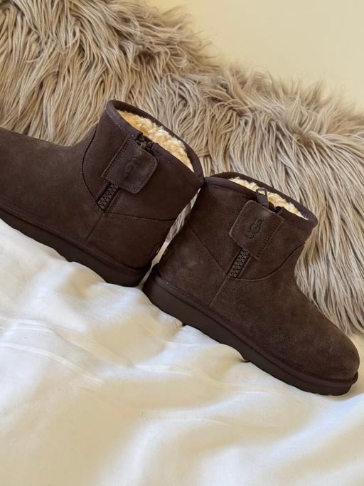  — Ugg boots