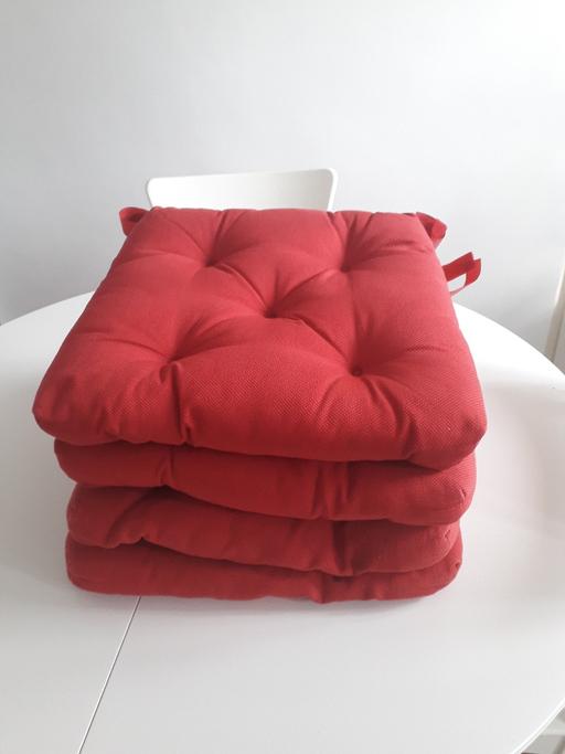  — chair pads/cushions