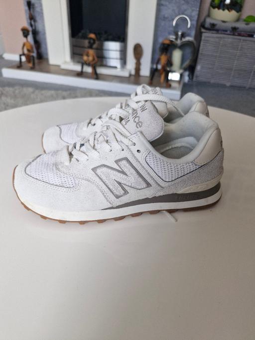  — ladies new balance trainers