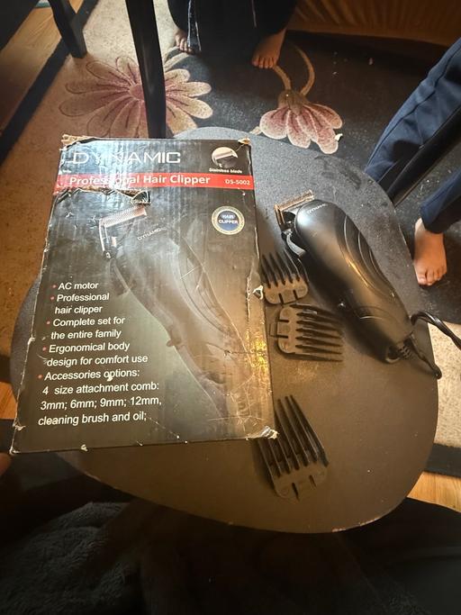  — Hair clipper with attachment