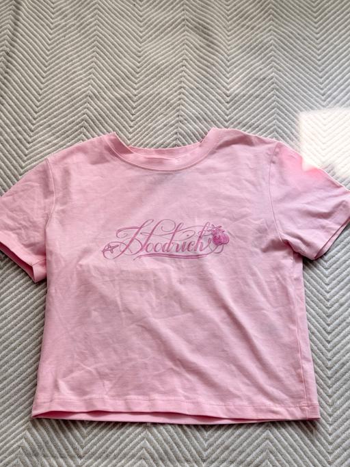  — pink hoodrich cropped top
