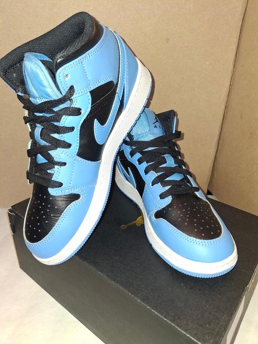  — Jordon 1s Mid Top blue & Black trainers
