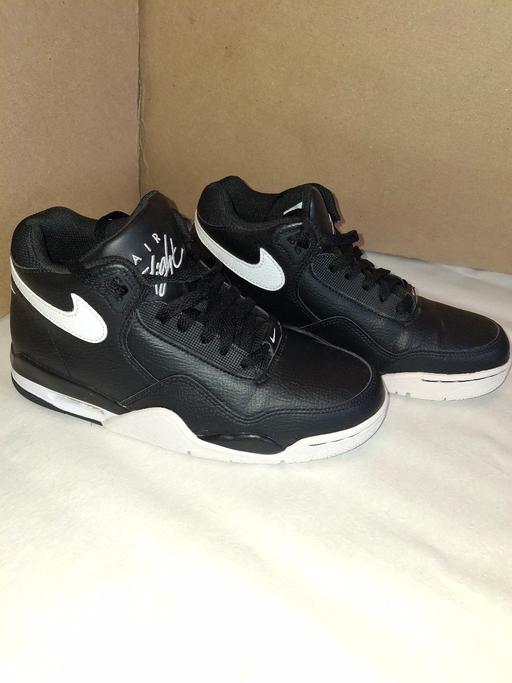  — Men's/ Boys Nike Air Flight Trainers