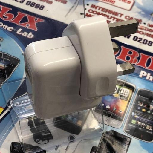  — Apple original iPad & iPhone 10W 5V 2.1A
