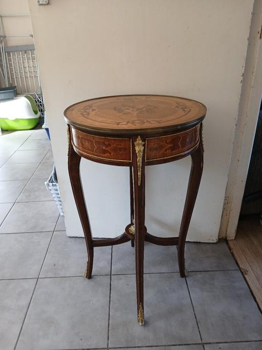  — Vintage Table