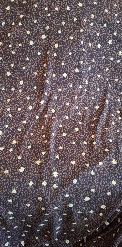  — Unstitched fabric