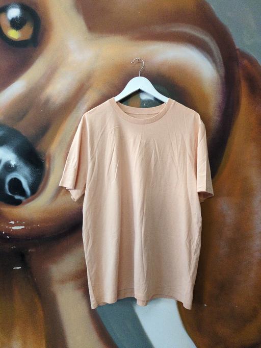  — unisex T-shirt. size-xl. Brand new with tags.