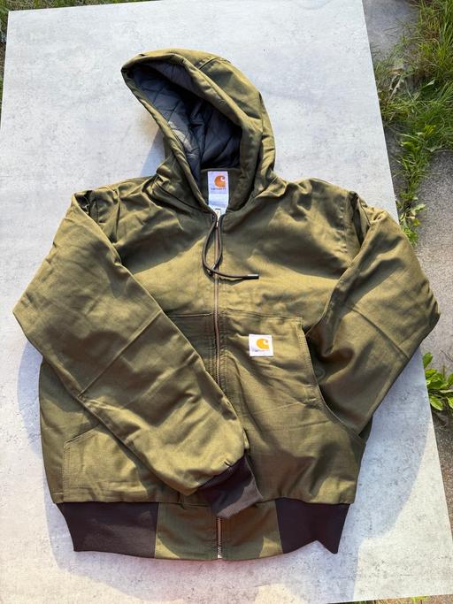  — Carhartt jacket