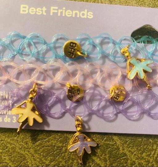  — Friend’s fashion bracelets