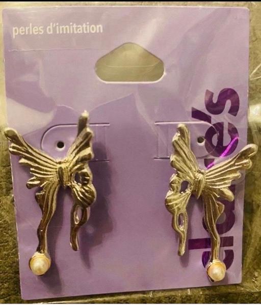  — Butter earrings