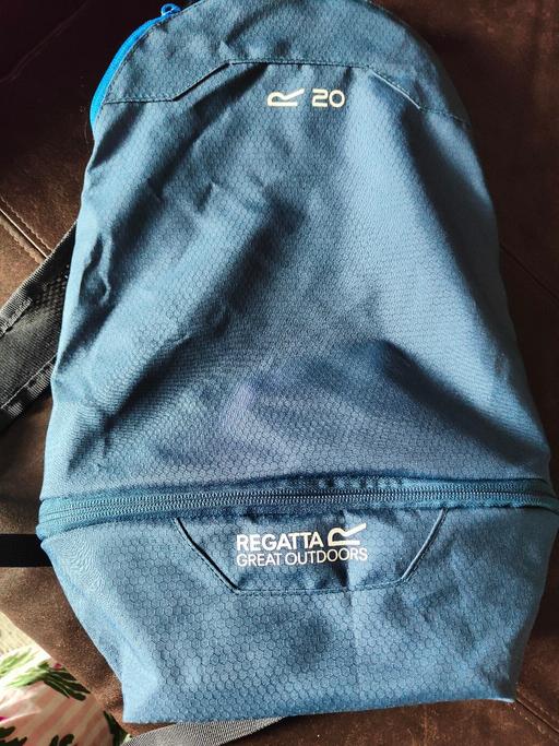  — Regatta Breathable Light travel backpack