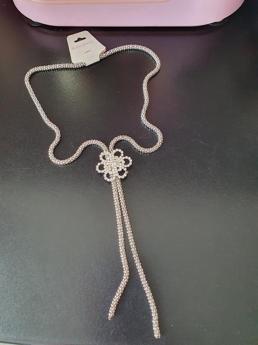  — fashion necklace