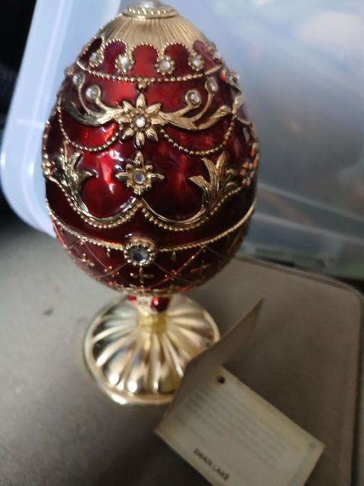  — music box wind up swan lake