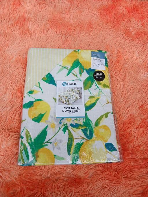  — brand new kingsize bedset