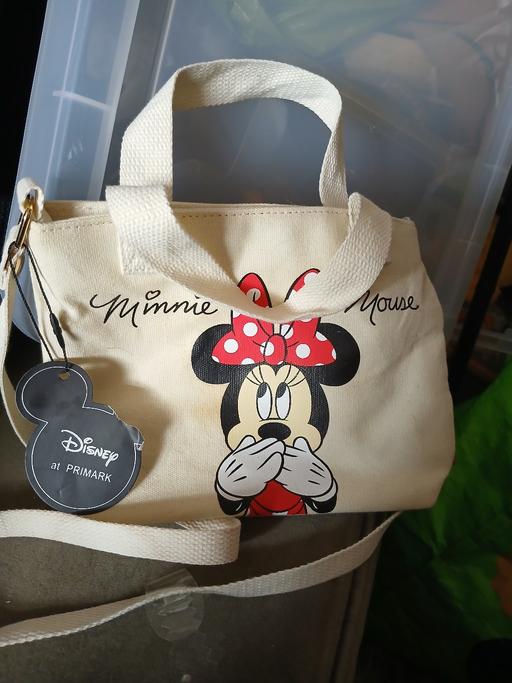  — child's disney bag with lable