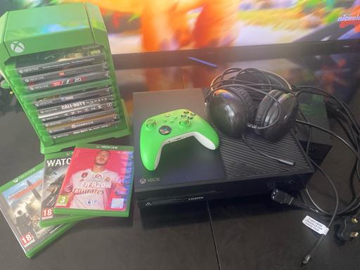  — Xbox one and accessories
