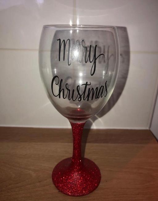  — Christmas wine glass