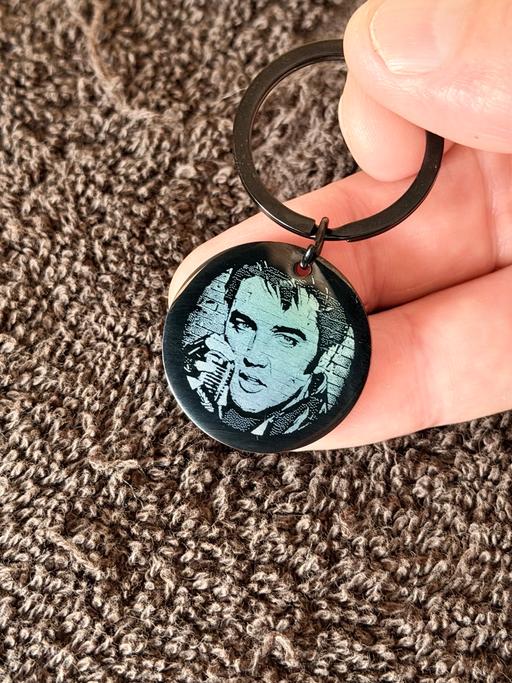  — Personalised Elvis keyring custom gifts