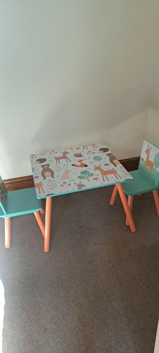  — Child's table and chairs.