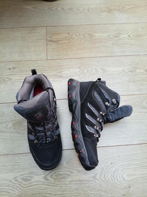  — Walking Boots size UK 11 Eur 45