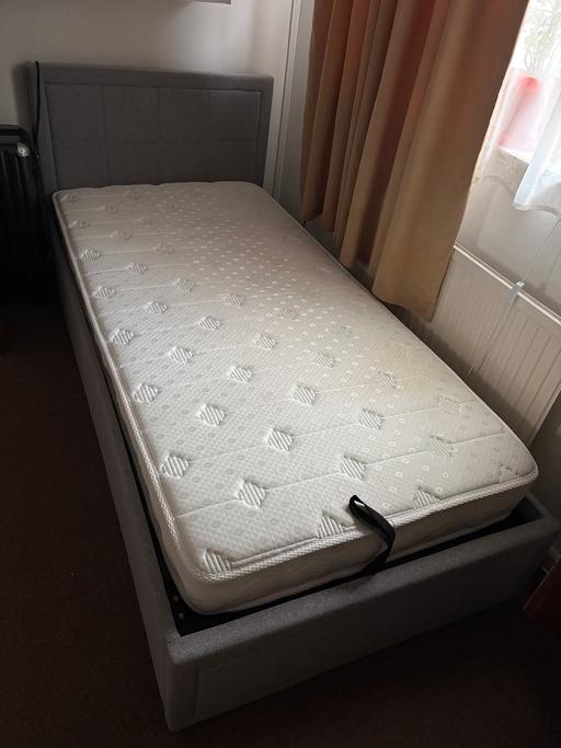  — Single Ottoman bed with mattress