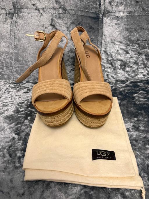  — UGG Australia Espadrille Wedge Sandals