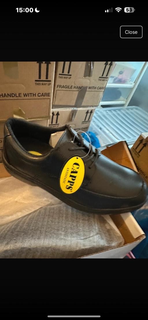 — Boys or small man’s capp shoes £7 size 4 -5