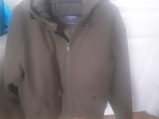  — Men's size L hooded lined jacket khaki Green 