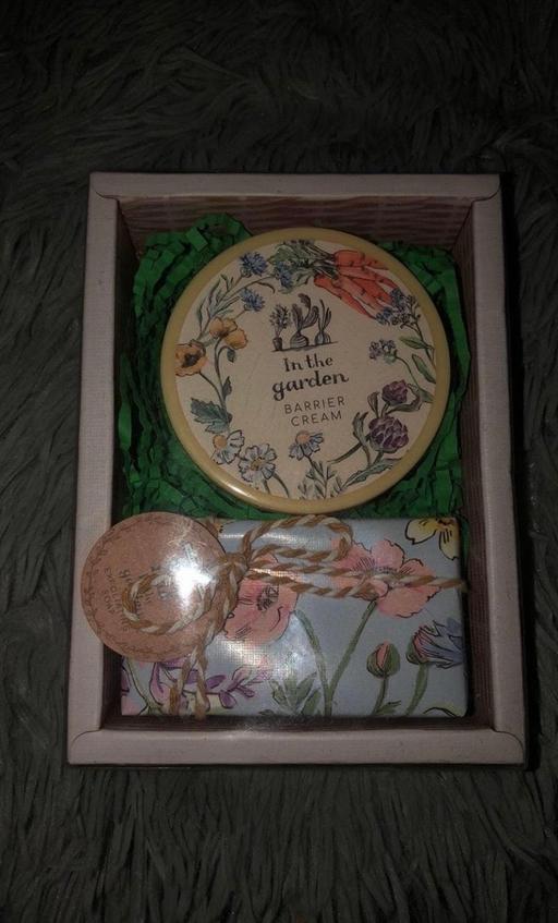 — New gift set