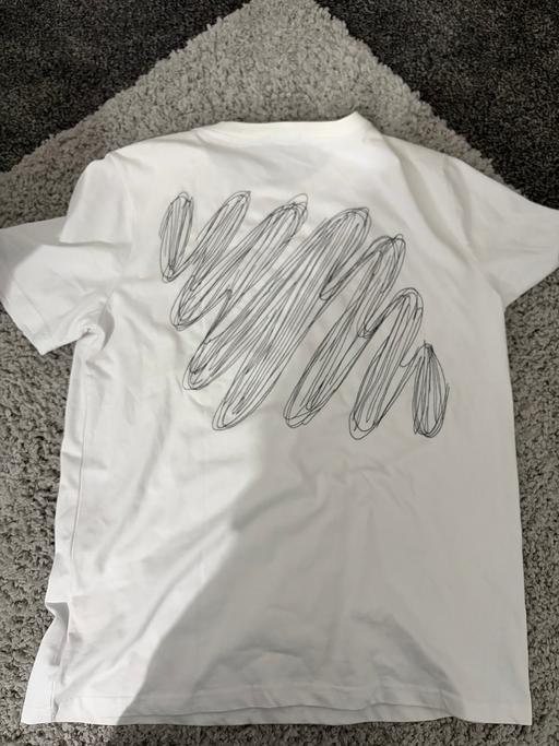  — Off-white embroidered T-Shirt