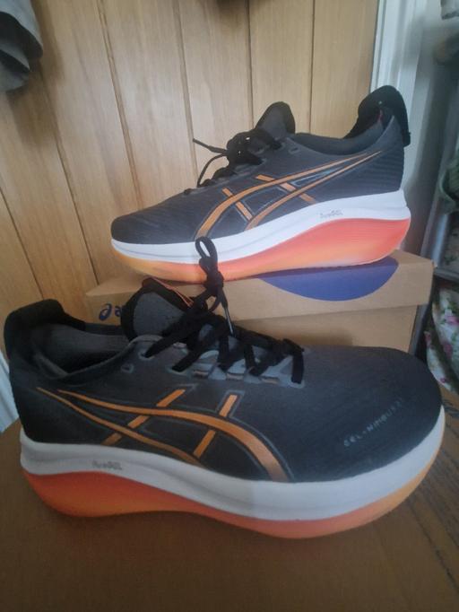  — asics Nimbus 27
