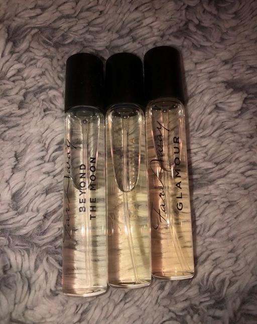  — Far Away purse perfumes