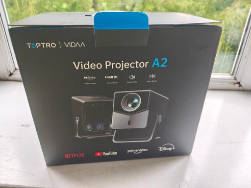  — TOPTRO A2Smart Projector DolbyAudio AutoFocus
