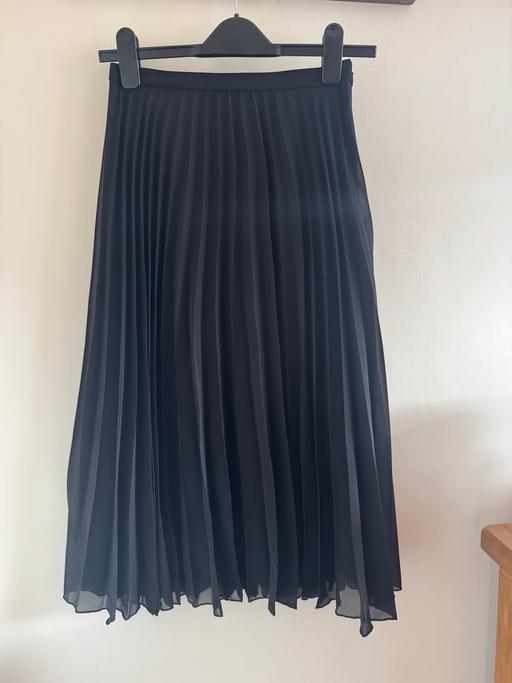  — ASOS black midi skirt