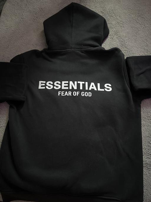  — Black essentials hoodie