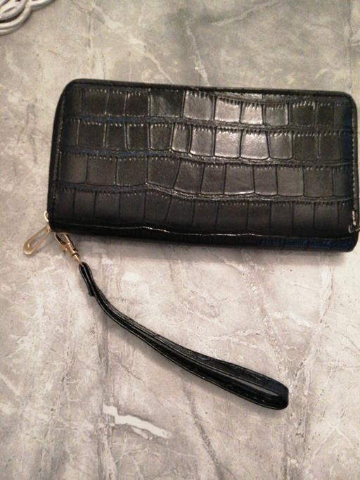  — ladies Purse