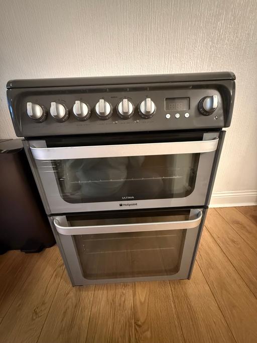  — Hotpoint ultima freestanding cooker