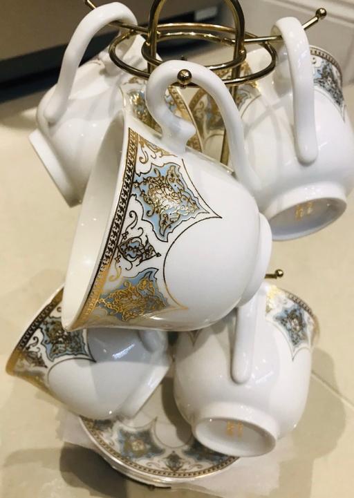  — Brand New 6 Cups and Saucers Set