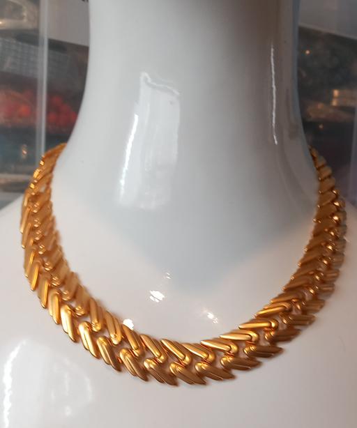  — Vintage 1980s Chevron Collar Necklace