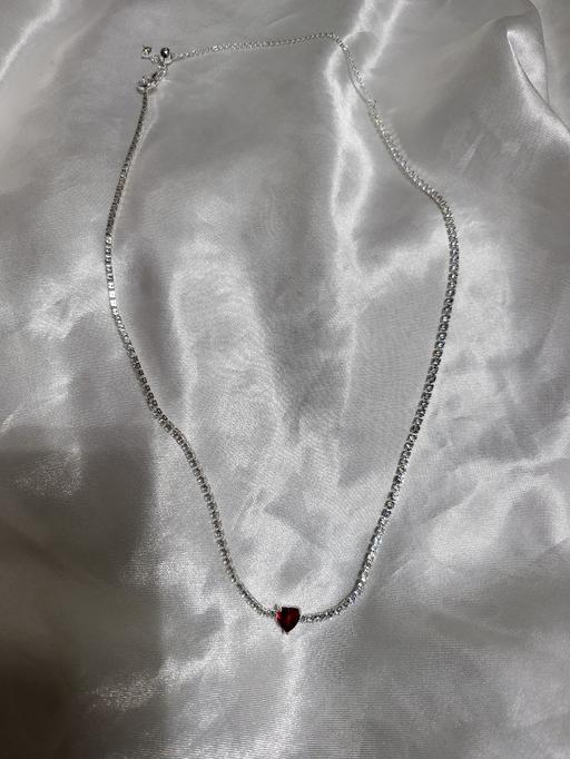  — Pandora. Sparkling Heart Halo Pendant Collier